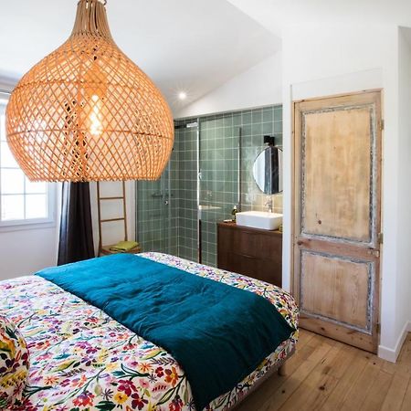 Les Apparts De Charly-Superbe Duplex Dans Un Hotel Particulier, Parking Prive Gratuit La Rochelle  Exterior photo