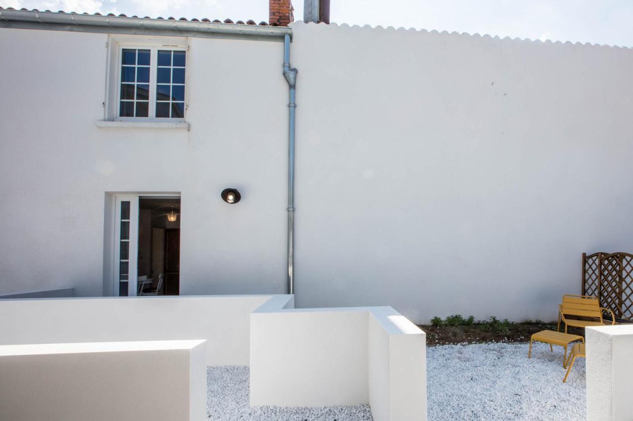 Les Apparts De Charly-Superbe Duplex Dans Un Hotel Particulier, Parking Prive Gratuit La Rochelle  Exterior photo
